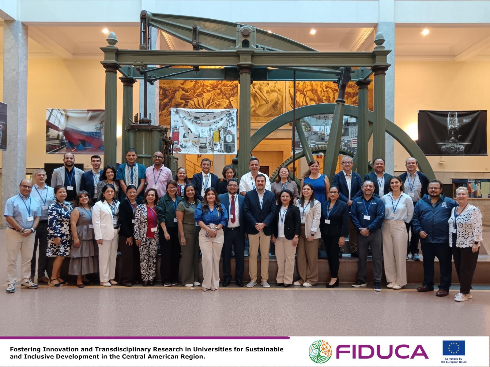 FIDUCA fortalece la proyección internacional de la Universidad de Sonsonate mediante encuentro académico en Madrid, España